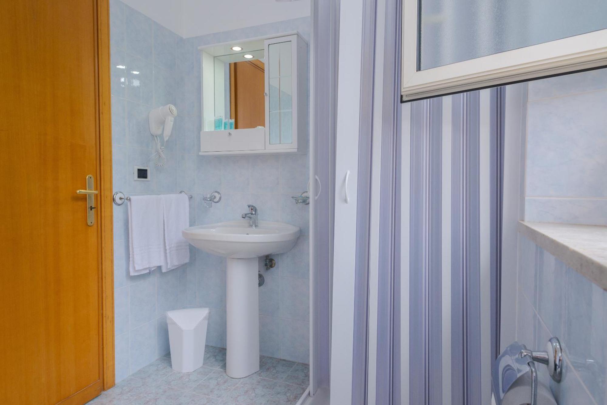 タオルミーナ Lady Hill Bed & Breakfast エクステリア 写真
